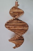 Windspiel aus Holz - Windspirale - Holzspirale, Länge 45 cm - Geflammt und Lasiert